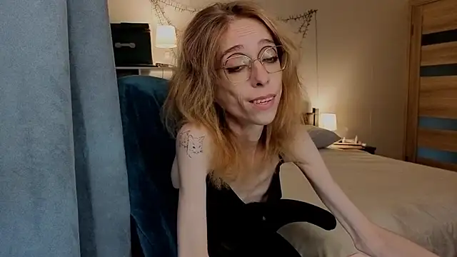 Snapshot of amber_quell_here chatting on 09/19/25, 02:29 amber quell here online show from 09/19/25, 02:29