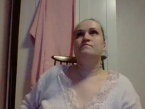 squirty cum lady  online show from 03/11/25, 05:57