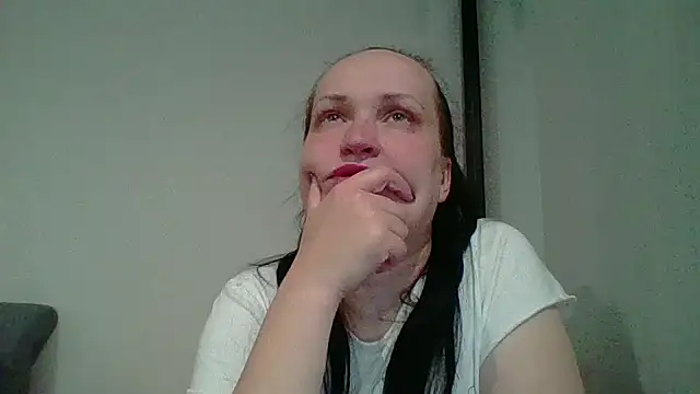 Snapshot of _squirty_cum_lady_ chatting on 10/03/25, 02:47 squirty cum lady online show from 10/03/25, 02:47