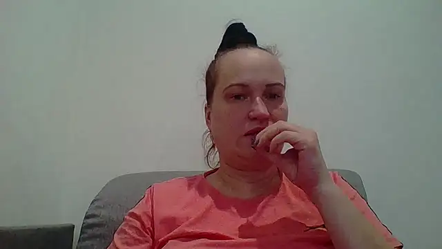 Snapshot of _squirty_cum_lady_ chatting on 10/10/25, 05:06 squirty cum lady online show from 10/10/25, 05:06