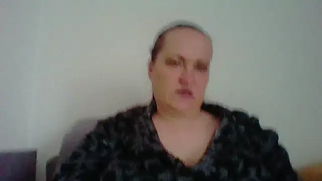 Snapshot of _squirty_cum_lady_ chatting on 10/31/25, 08:59 squirty cum lady online show from 10/31/25, 08:59