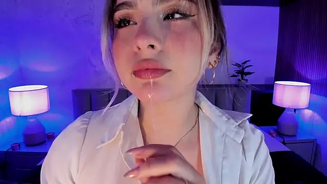 SamantaBone online show from 01/25/25, 12:17