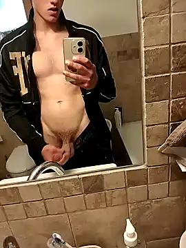 Snapshot of Gibboto chatting on 09/27/25, 12:43 Gibboto online show from 09/27/25, 12:43