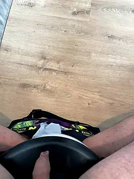 Snapshot of jaimelesexe85 chatting on 11/29/25, 11:35 jaimelesexe85 online show from 11/29/25, 11:35