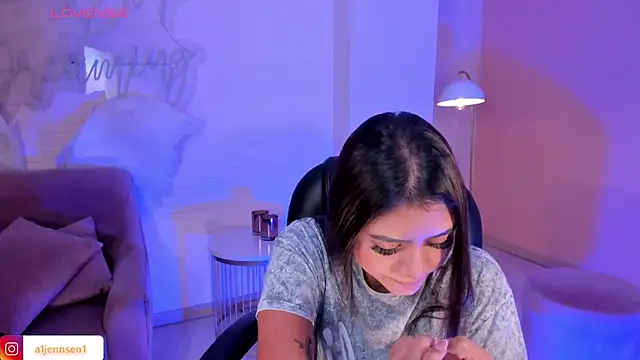 AllyJensen online show from 02/06/25, 05:09