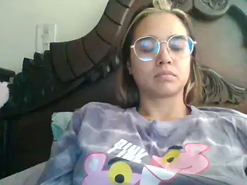 Snapshot of trianabell chatting on 01/04/25, 05:26 trianabell online show from 01/04/25, 05:26