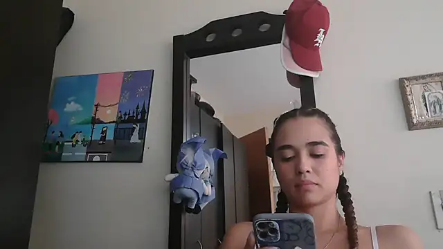 trianabell online show from 07/28/26, 08:52