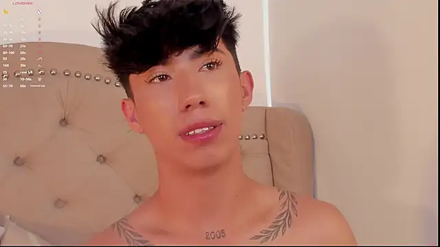 Snapshot of FabianPriince chatting on 12/29/24, 02:52 FabianPriince online show from 12/29/24, 02:52