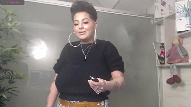 BustyAllyy online show from 12/15/24, 10:04
