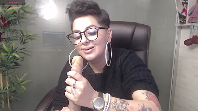 BustyAllyy online show from 12/18/24, 09:51