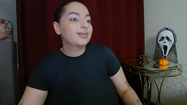 BustyAllyy online show from 10/31/25, 06:20