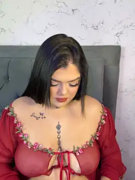 Snapshot of Brhiana_Williamms chatting on 06/14/26, 02:08 Brhiana Williamms online show from 06/14/26, 02:08