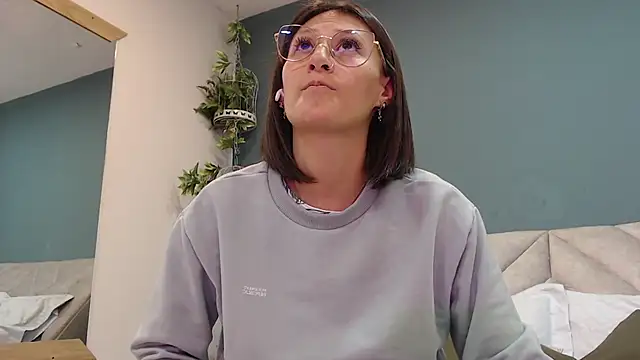 SharisWillian online show from 12/27/24, 03:42