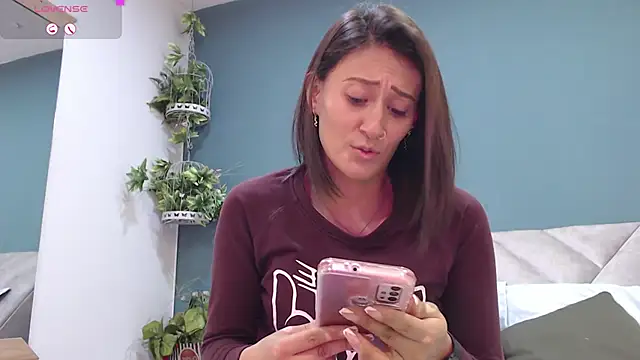 SharisWillian online show from 01/08/25, 03:19