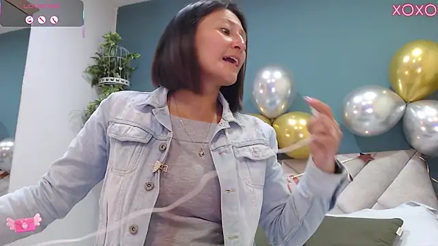 SharisWillian online show from 09/16/25, 02:56