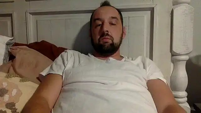 Snapshot of Kink_Master_Daddy chatting on 10/04/25, 12:30 Kink Master Daddy online show from 10/04/25, 12:30