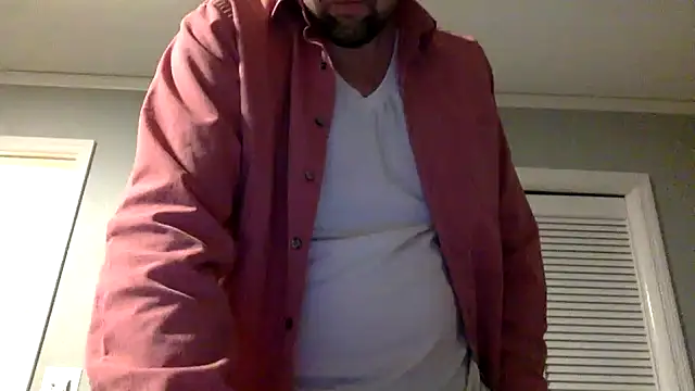 Snapshot of Kink_Master_Daddy chatting on 11/18/25, 12:38 Kink Master Daddy online show from 11/18/25, 12:38