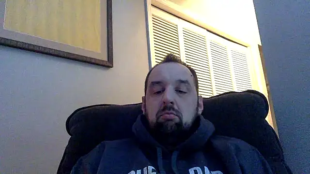 Snapshot of Kink_Master_Daddy chatting on 01/13/26, 11:43 Kink Master Daddy online show from 01/13/26, 11:43