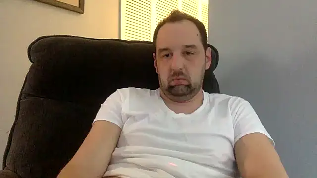 Snapshot of Kink_Master_Daddy chatting on 05/02/26, 12:48 Kink Master Daddy online show from 05/02/26, 12:48