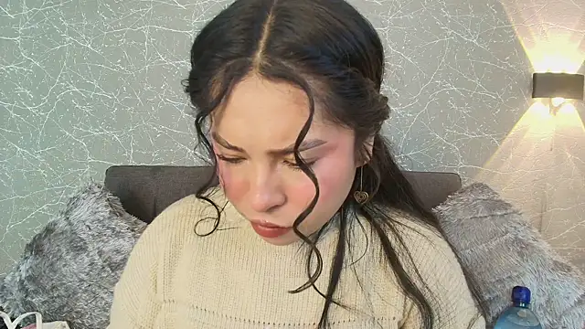 mia roux13 online show from 01/05/25, 07:28