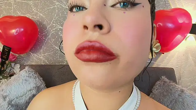 mia roux13 online show from 02/14/25, 10:47