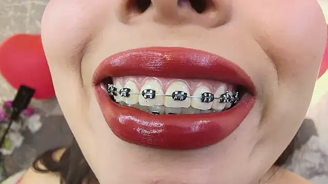 mia roux13 online show from 02/19/25, 07:16