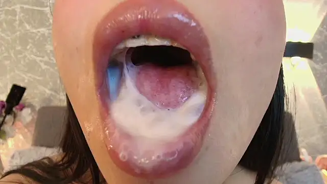 mia roux13 online show from 02/24/25, 02:40
