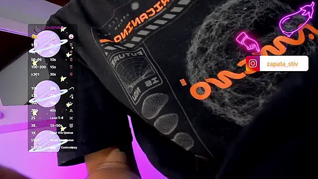 Snapshot of estiben_05 chatting on 11/07/25, 02:50 estiben 05 online show from 11/07/25, 02:50