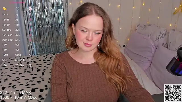 Snapshot of HANNA_MONTANAS chatting on 09/15/25, 03:01 HANNA MONTANAS online show from 09/15/25, 03:01