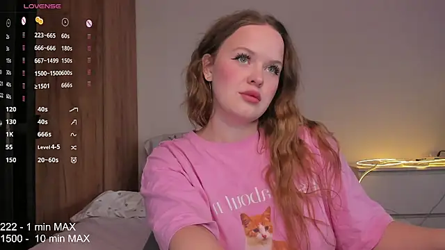 Snapshot of HANNA_MONTANAS chatting on 10/03/25, 01:30 HANNA MONTANAS online show from 10/03/25, 01:30