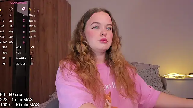 Snapshot of HANNA_MONTANAS chatting on 11/05/25, 05:46 HANNA MONTANAS online show from 11/05/25, 05:46