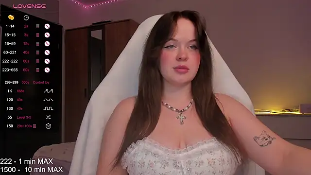 Snapshot of HANNA_MONTANAS chatting on 11/29/25, 07:06 HANNA MONTANAS online show from 11/29/25, 07:06