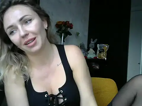 AngelinaLove28 online show from 01/22/25, 01:42