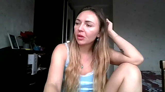 Snapshot of AngelinaLove28 chatting on 12/01/25, 07:24 AngelinaLove28 online show from 12/01/25, 07:24