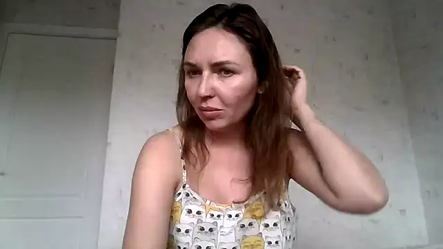 Snapshot of AngelinaLove28 chatting on 05/31/26, 07:37 AngelinaLove28 online show from 05/31/26, 07:37