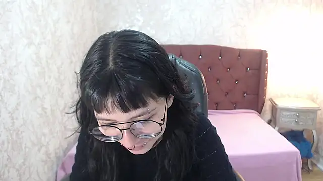 charlottemoonxz online show from 12/08/24, 01:25