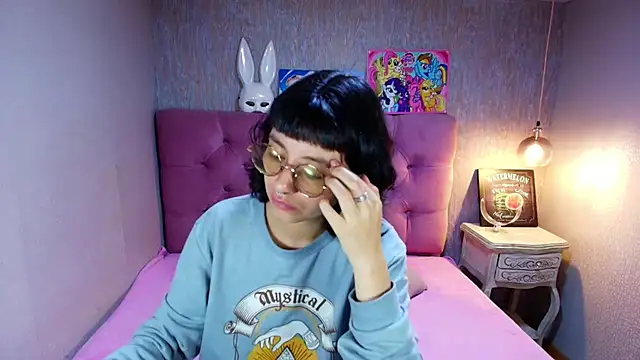 charlottemoonxz online show from 07/22/26, 05:27