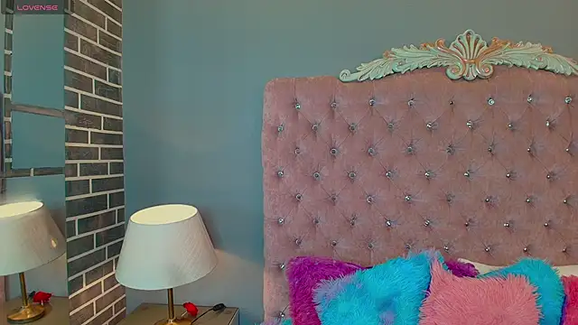 AdelaineBest online show from 09/19/25, 04:47