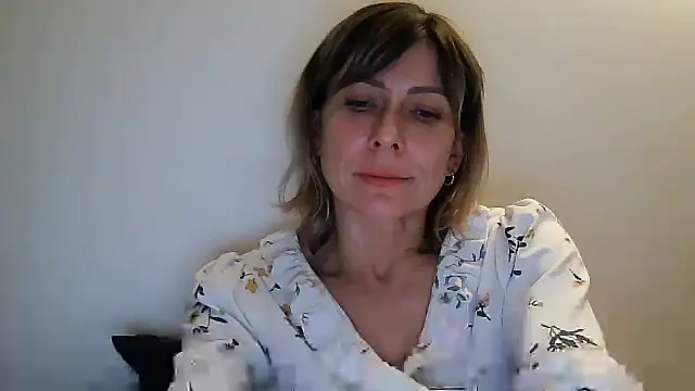 anechka1 online show from 01/12/26, 02:28