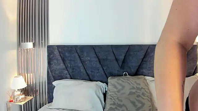 Karmilla Rosse online show from 01/07/25, 11:37