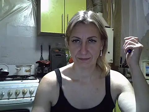 AshleyXHoney online show from 10/18/25, 09:48