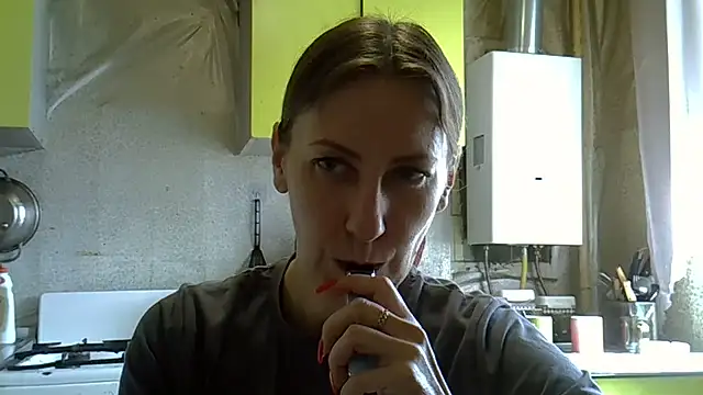AshleyXHoney online show from 06/09/26, 07:31
