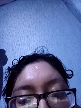 ladygmusic online show from 10/25/25, 09:42