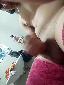 Snapshot of Guanin69jk chatting on 10/21/25, 03:07 Guanin69jk online show from 10/21/25, 03:07