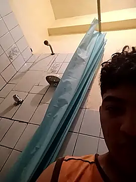 Snapshot of Guanin69jk chatting on 10/23/25, 10:25 Guanin69jk online show from 10/23/25, 10:25