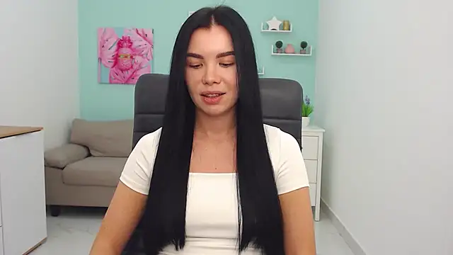MadisonGomes online show from 12/18/24, 09:36