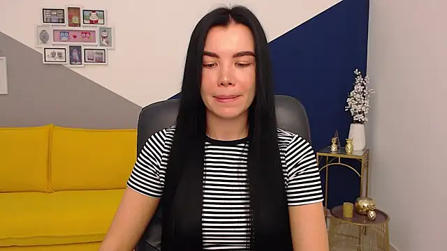 MadisonGomes online show from 12/22/24, 09:11