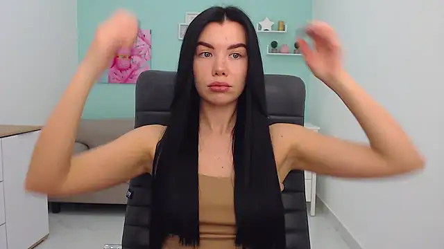 MadisonGomes online show from 02/04/25, 06:04