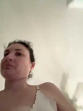 Snapshot of MilfyMrsRobinson chatting on 01/29/25, 03:26 MilfyMrsRobinson online show from 01/29/25, 03:26