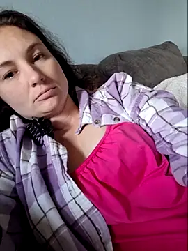 Snapshot of MilfyMrsRobinson chatting on 02/21/25, 08:38 MilfyMrsRobinson online show from 02/21/25, 08:38
